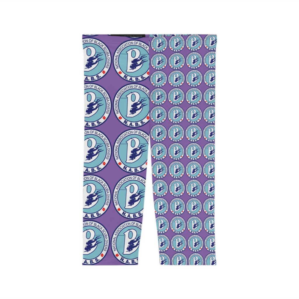 Women’s Capri Leggings (AOP)